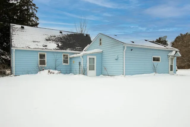 $295,000 | 870 155th Street, Amery, WI 54001