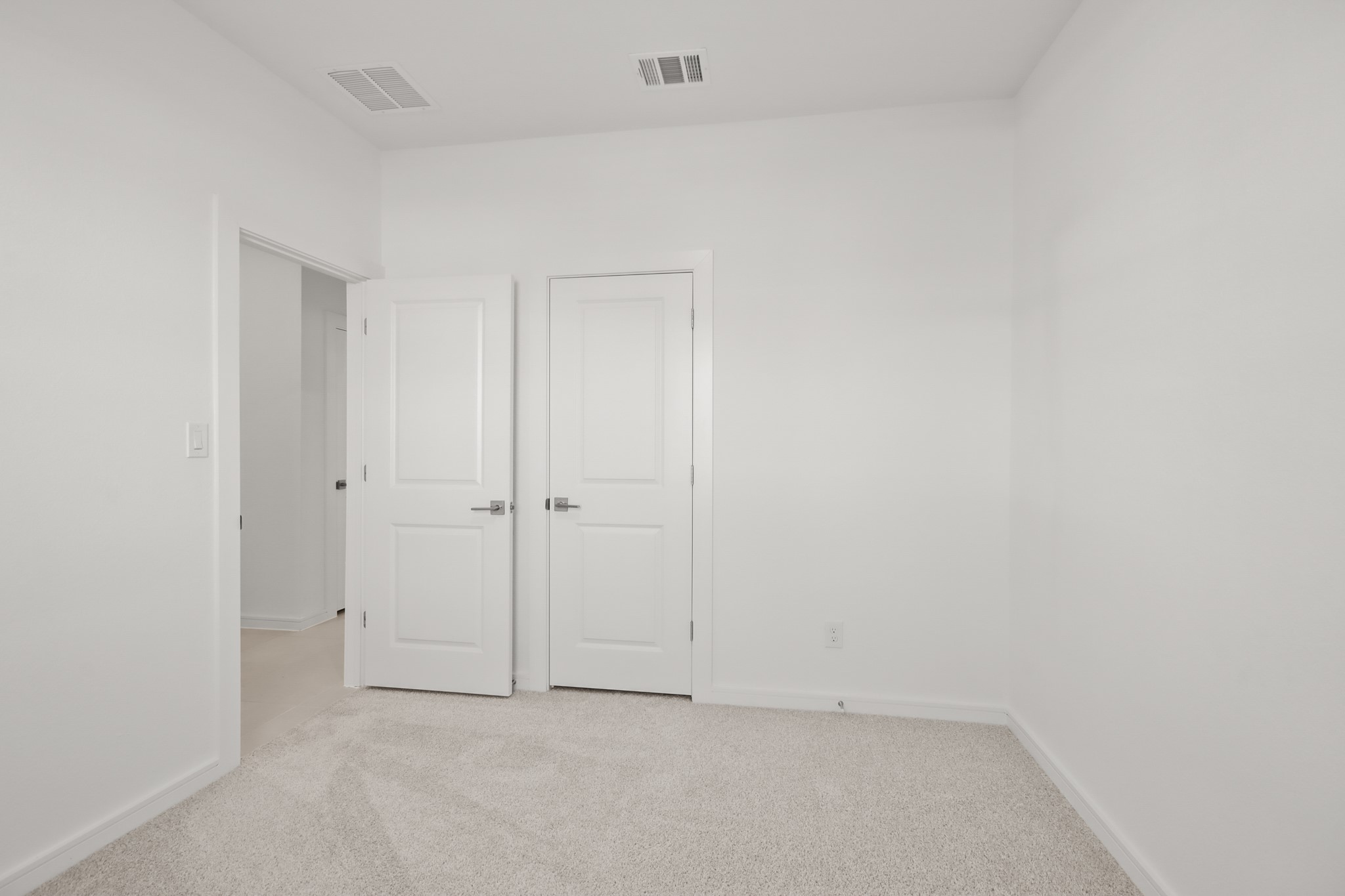 7811 Jade Crest Drive Angleton, TX 77515 - Photo 18 of 30 a view of room