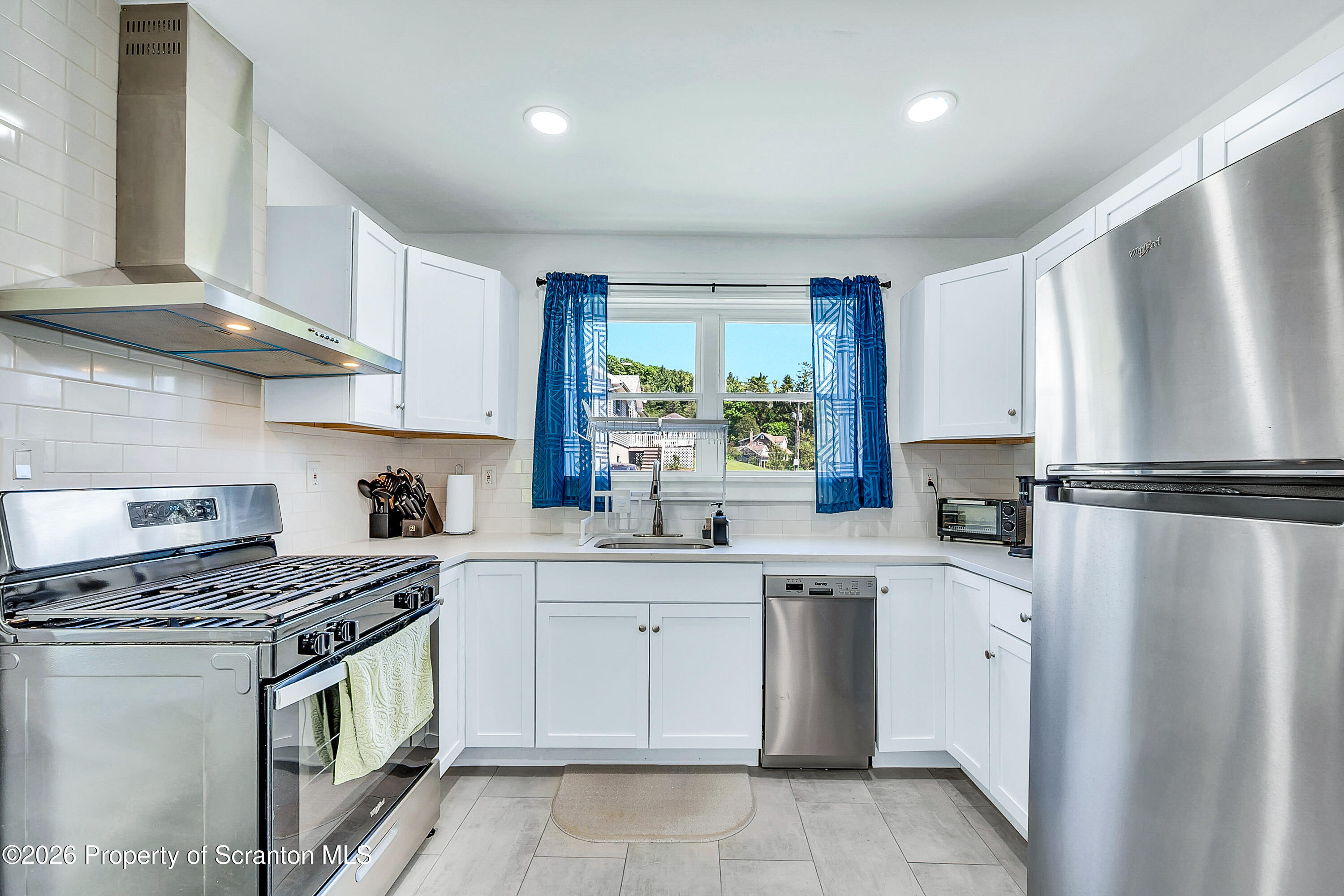 109 Ackerly Road Clarks Summit, PA 18411 - Photo 23 of 49 Kitchen