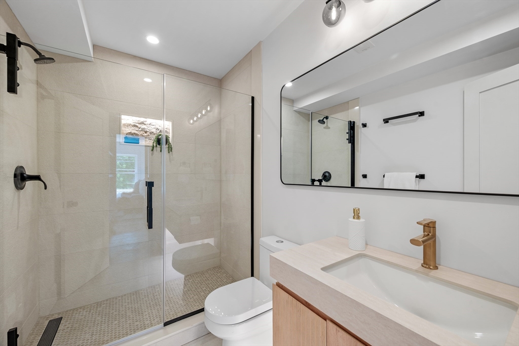 41 Hobart Street, Unit 2 Danvers, MA 01923 - Photo 23 of 42