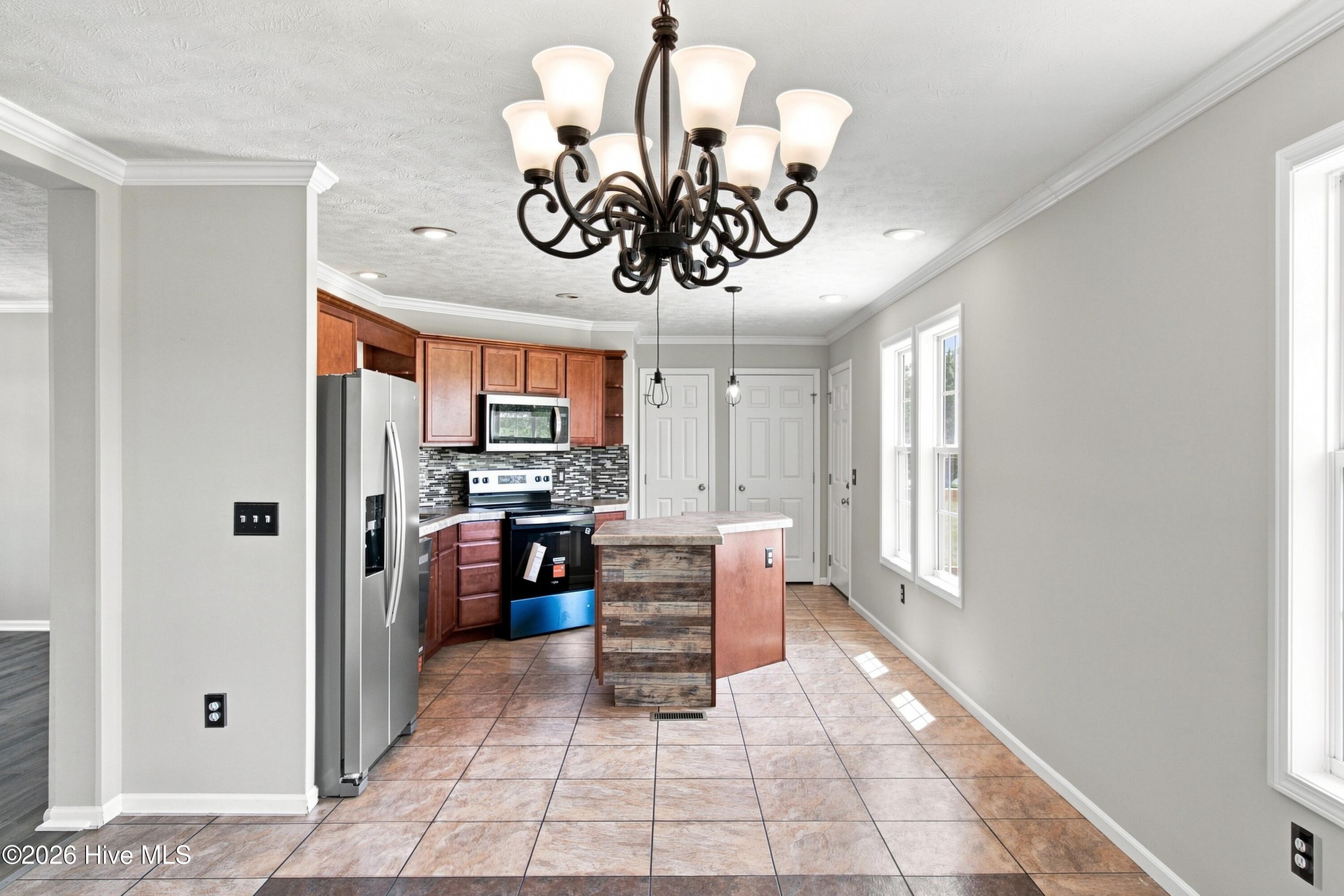 282 Duplin County Road Pink Hill, NC 28572 - Photo 6 of 20 Gallery Image 6