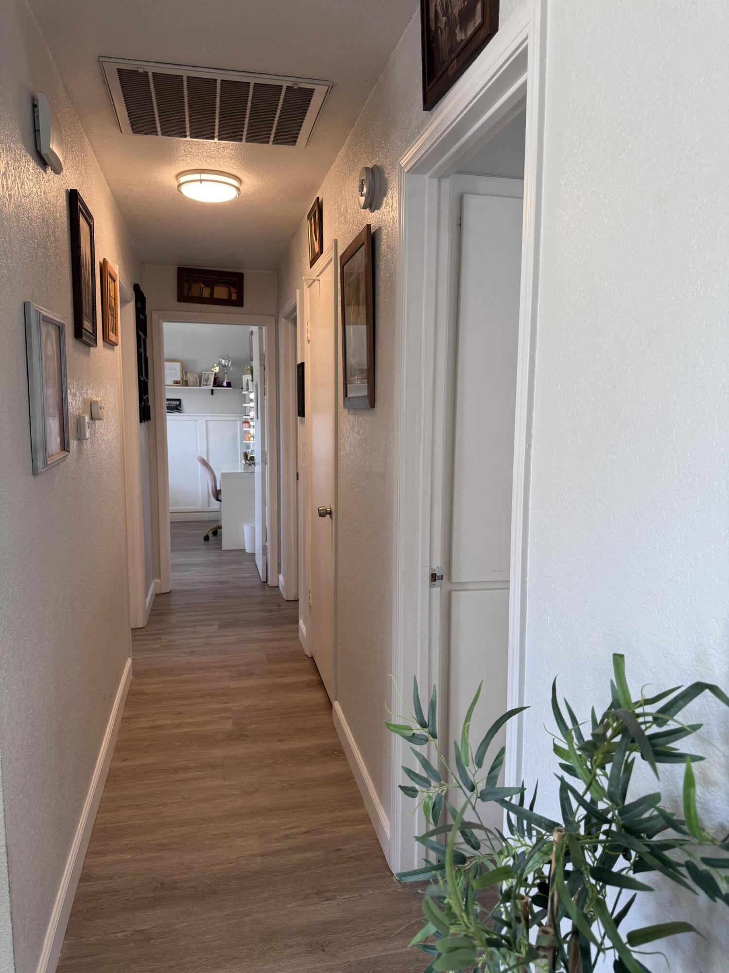 1074 Raymond Road Hanford, CA 93230 - Photo 12 of 33 IMG_7991