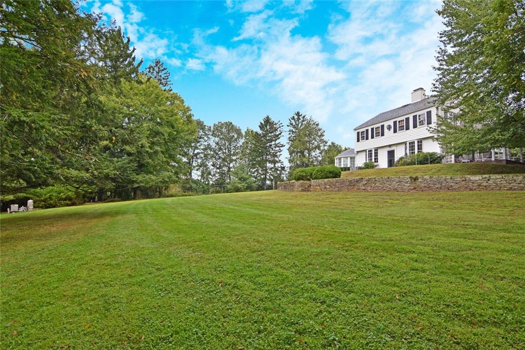 407 Rhodora Lane Pittsburgh, PA 15238 - Photo 31 of 48 a view of an ocean from a yard
