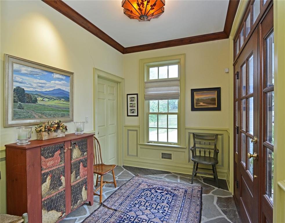 407 Rhodora Lane Pittsburgh, PA 15238 - Photo 5 of 48 a living room with furniture and a window