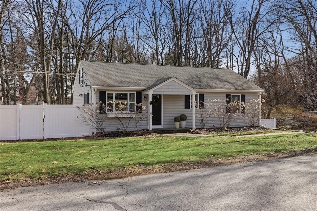 7 Maplewood Road Shrewsbury, MA 01545 - Photo 28 of 34 Gallery Image 28