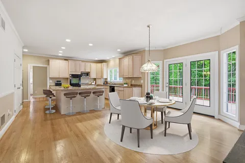 $1,100,000 | 206 Vernet Drive, Hockessin, DE 19707