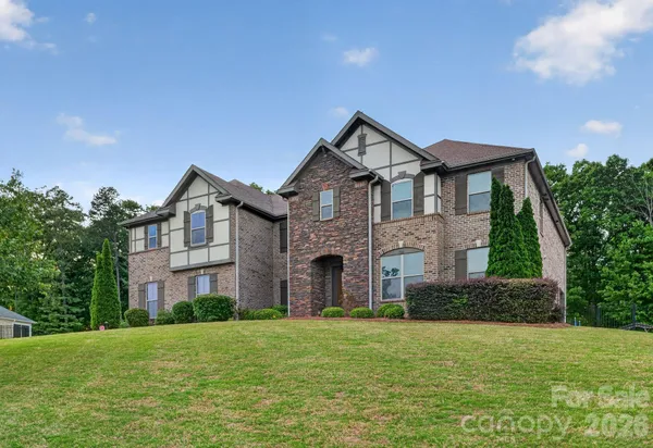 $1,350,000 | 726 Lingfield Lane, Waxhaw, NC 28173