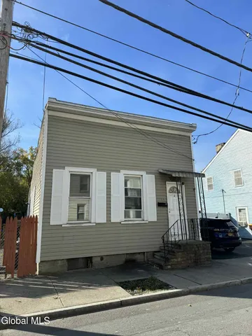 $105,000 | 104 Ida Street, Troy, NY 12180