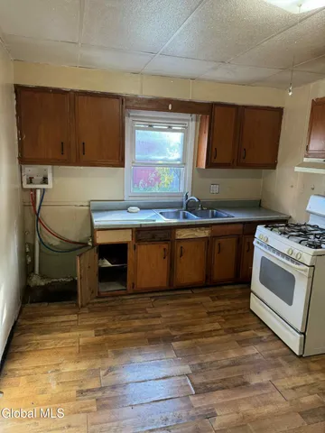 $105,000 | 104 Ida Street, Troy, NY 12180