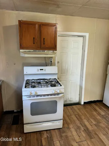 $105,000 | 104 Ida Street, Troy, NY 12180