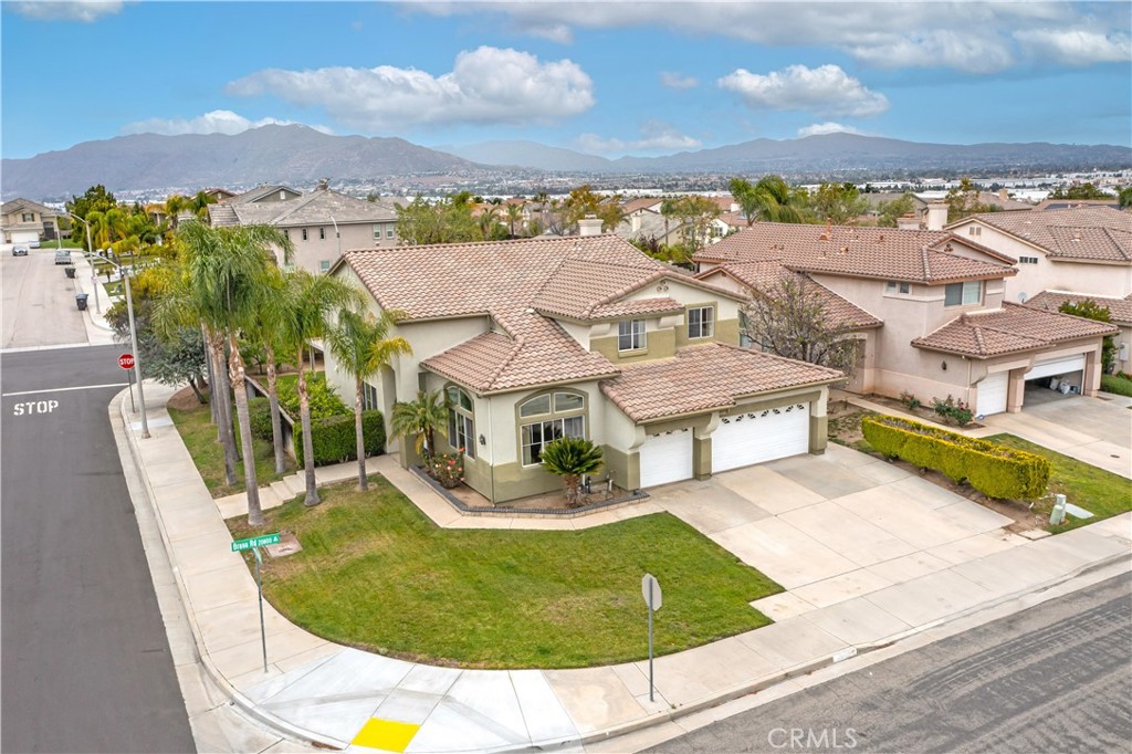 20800 Brana Road Riverside, CA 92508 - Photo 4 of 51