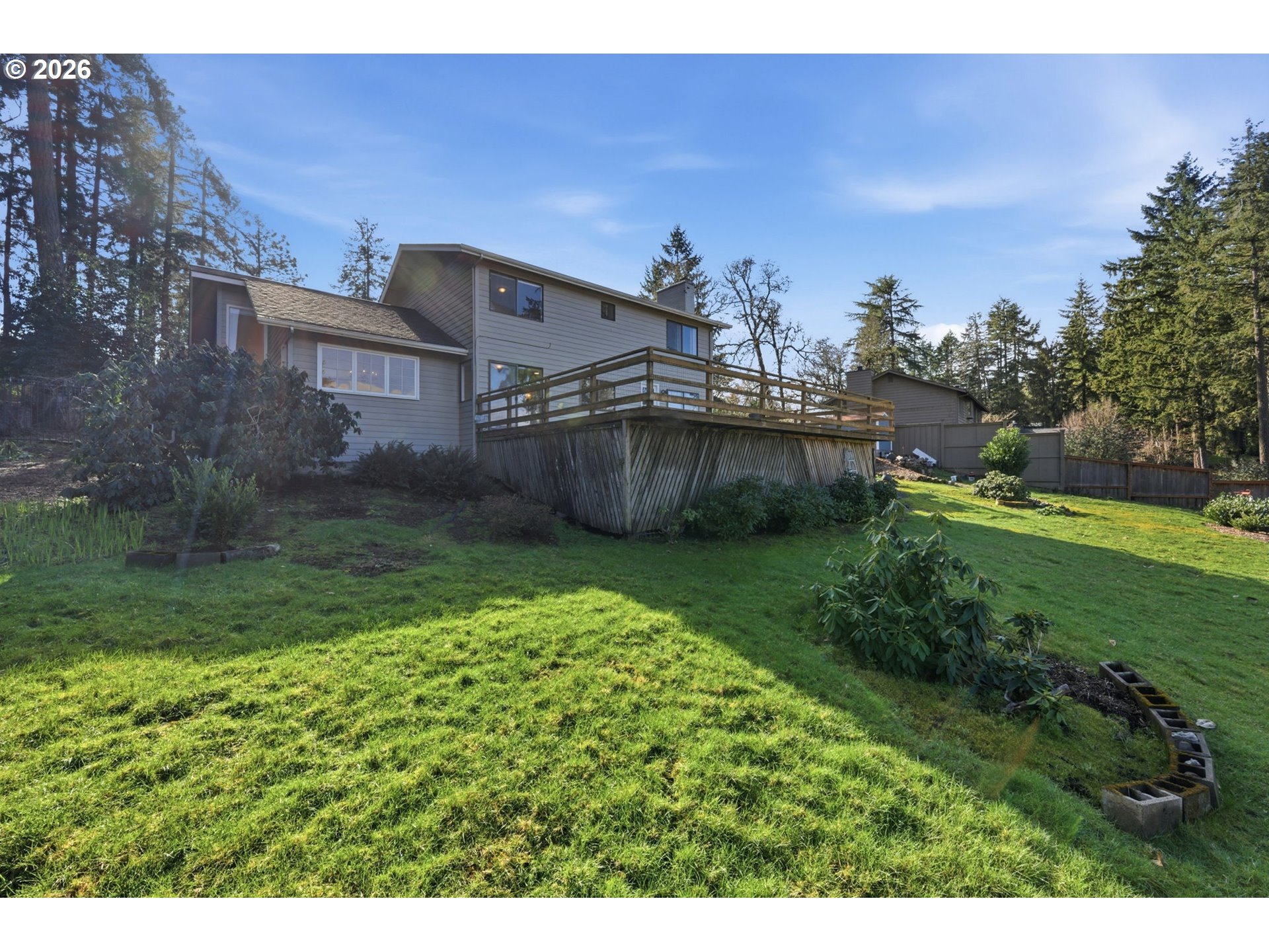3945 Spring Boulevard Eugene, OR 97405 - Photo 45 of 48 Gallery Image 45