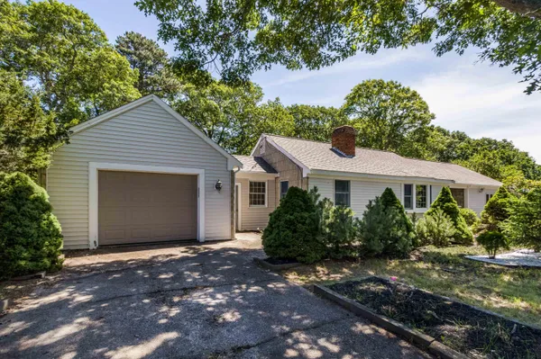 $597,500 | 32 Davis Road, South Yarmouth, MA 02664