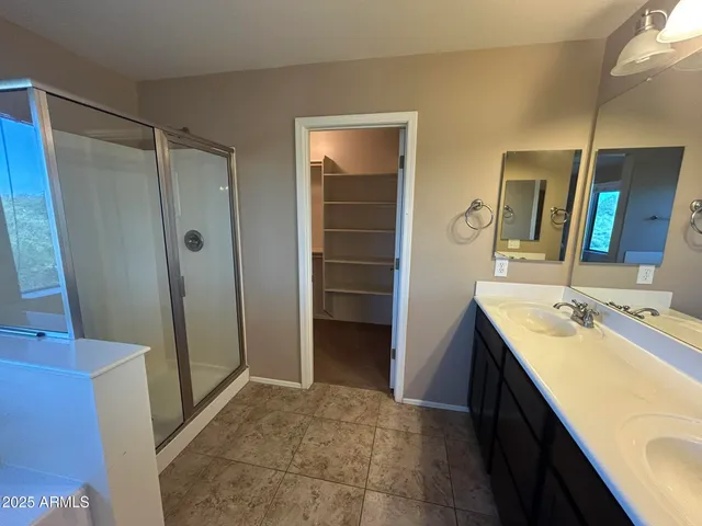 $2,325 | 8623 South 40th Drive, Laveen, AZ 85339