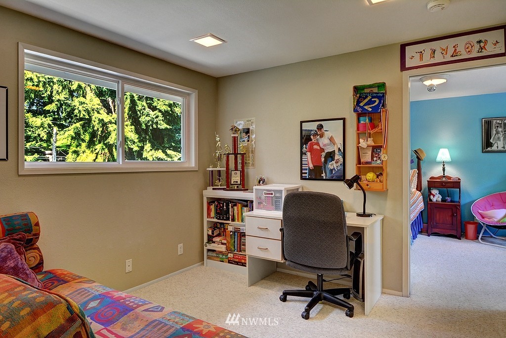 10201 Northeast Roberts Road Bainbridge Island, WA 98110 - Photo 15 of 18 Gallery Image 15