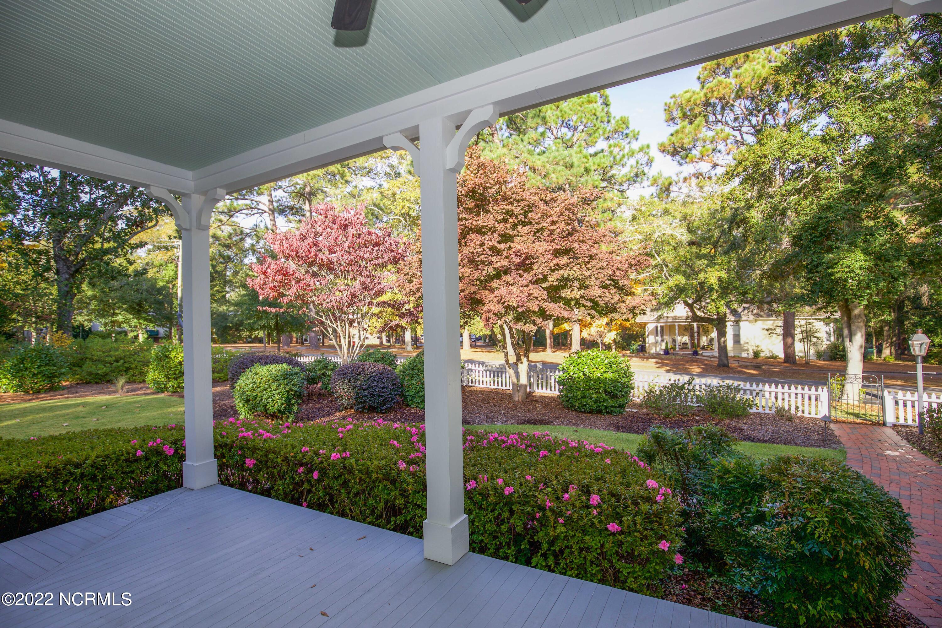 10 Everette Road Pinehurst, NC 28374 - Photo 55 of 57 Lovely large porch