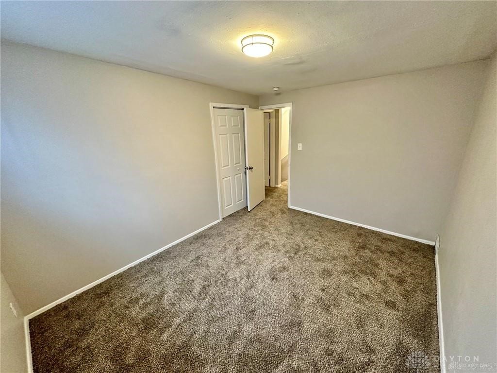 3215 Lantz Road Dayton, OH 45432 - Photo 9 of 22 Gallery Image 9