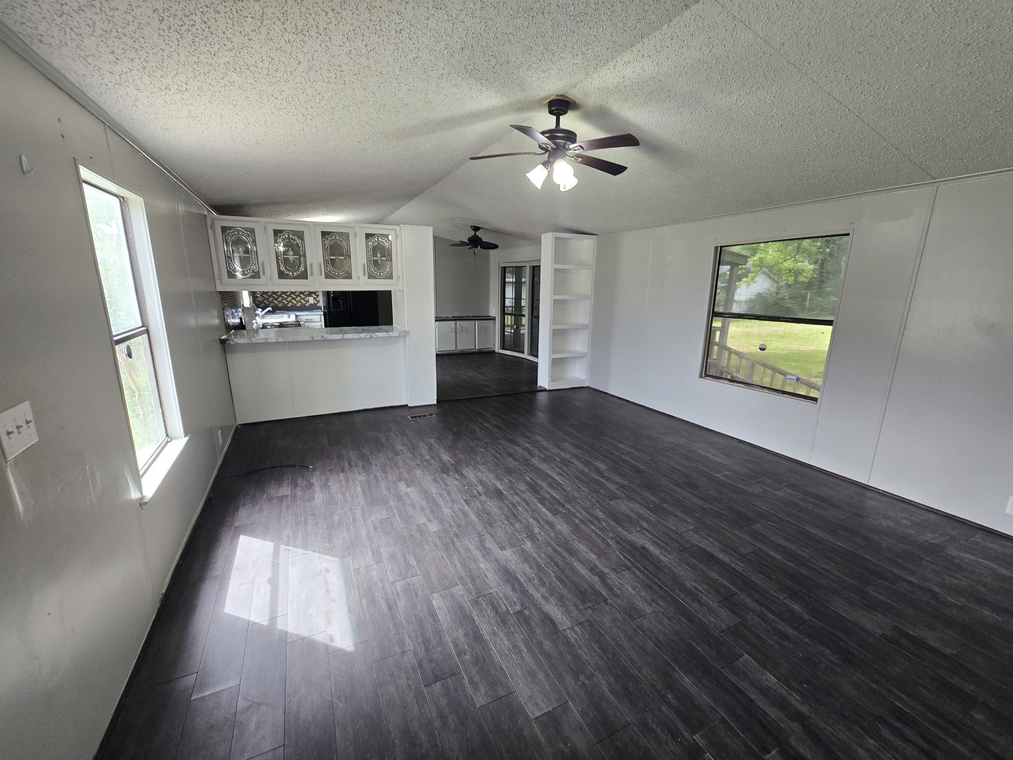 1449 Beach Airport Road Conroe, TX 77301 - Photo 3 of 23