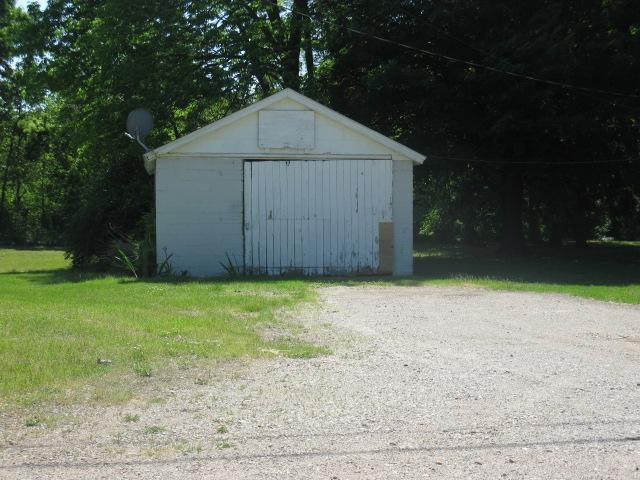 308 Dodge Street Decatur, MI 49045 - Photo 5 of 10 Additional Photo