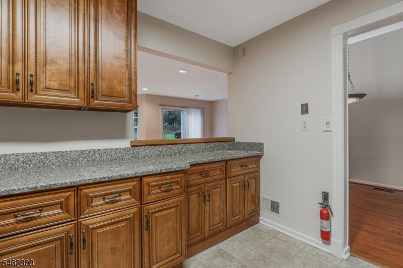 293 Greenfield Road Bridgewater, NJ 08807 - Photo 8 of 36 Gallery Image 8