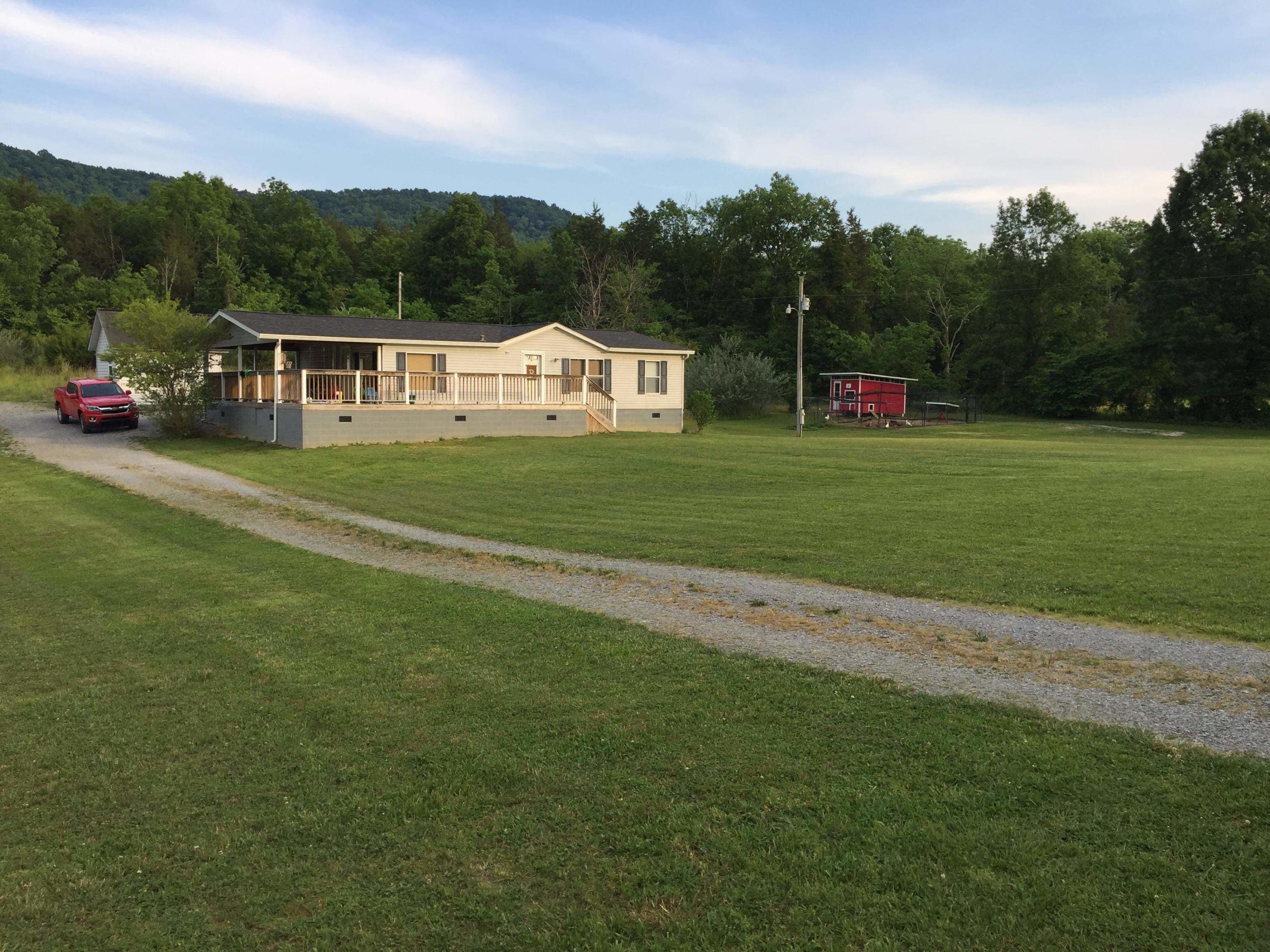 3945 Cedar Fork Road Tazewell, TN 37879 - Photo 3 of 14 received_647982995798049