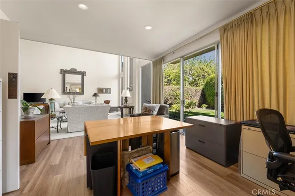 $3,998,000 | 10 Rue Valbonne, Newport Beach, CA 92660