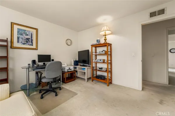 $3,998,000 | 10 Rue Valbonne, Newport Beach, CA 92660