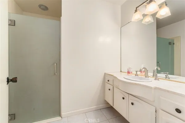 $3,998,000 | 10 Rue Valbonne, Newport Beach, CA 92660