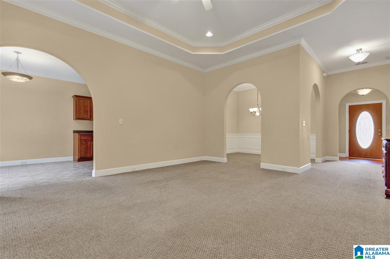 668 Waterford Lane Calera, AL 35040 - Photo 5 of 19
