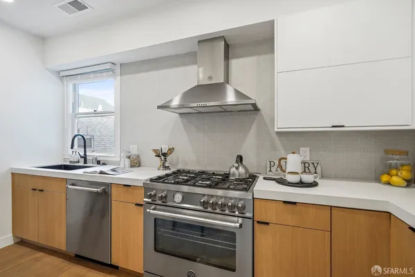 $2,050,000 | 437 Vermont Street, San Francisco, CA 94107