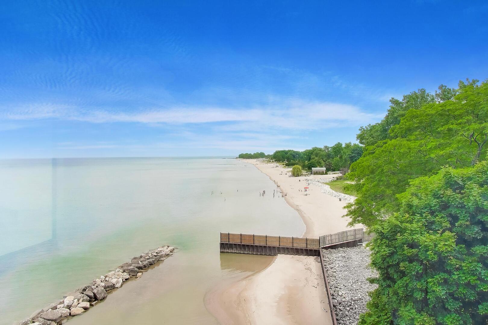 1420 Sheridan Road, Unit 6B Wilmette, IL 60091 - Photo 7 of 31