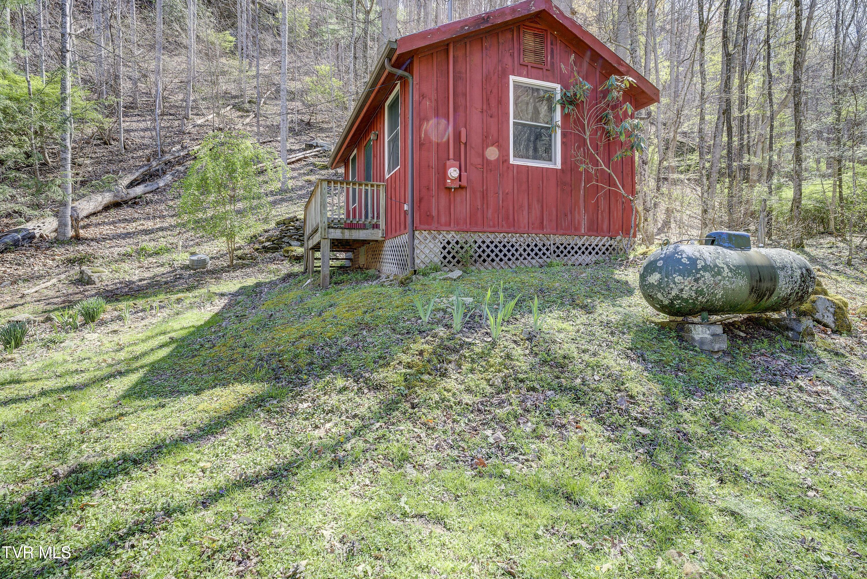 869 Tumbling Creek Road Erwin, TN 37650 - Photo 29 of 52 Tumbling-30