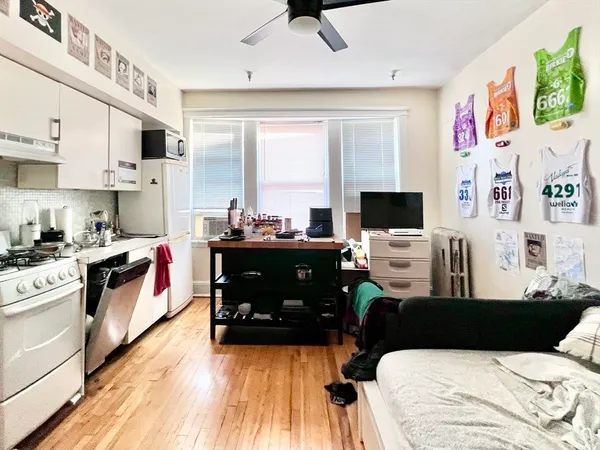 $2,000 | 1330 Commonwealth Avenue, Unit 29, Boston, MA 02134