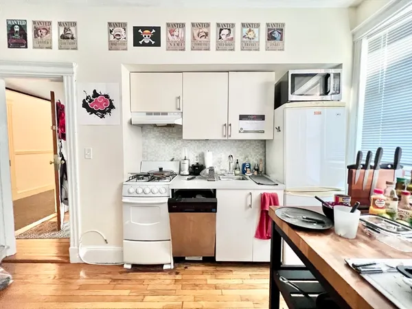 $2,000 | 1330 Commonwealth Avenue, Unit 29, Boston, MA 02134