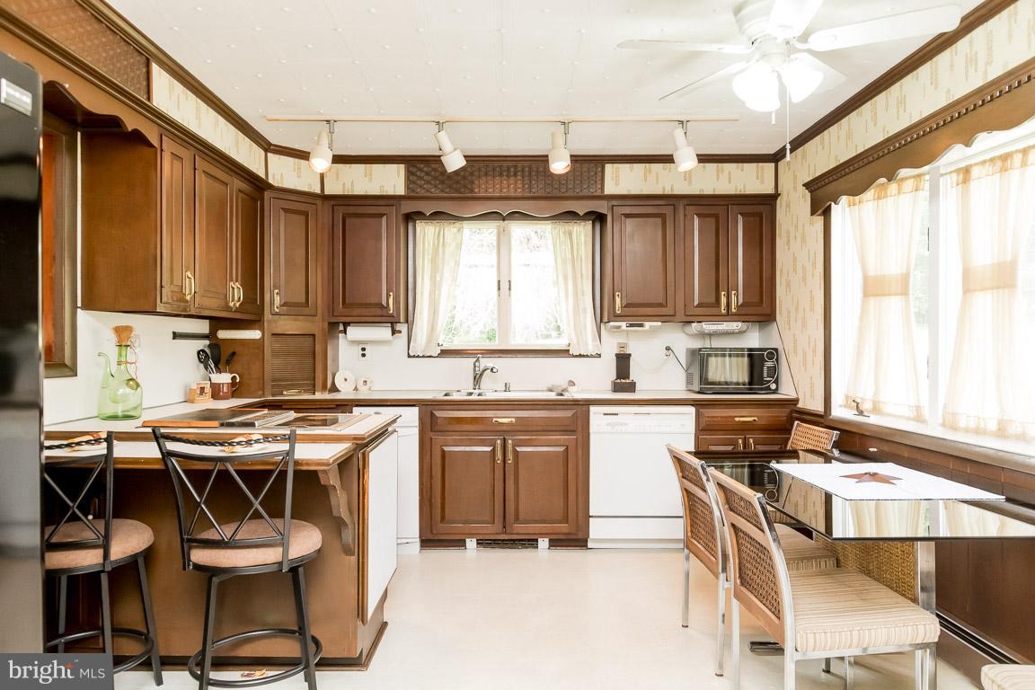 2315 Carroll Mill Road Phoenix, MD 21131 - Photo 13 of 25 Kitchen