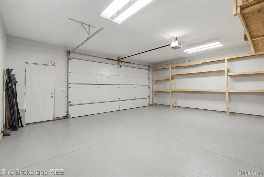 2500 Mann Road Clarkston, MI 48346 - Photo 32 of 33