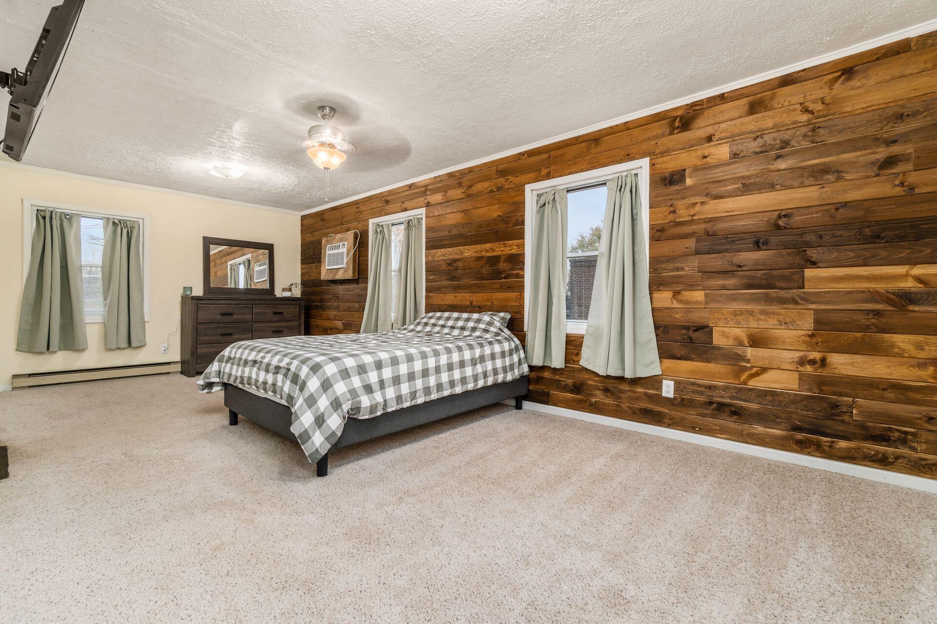 2875 Scenic Road Marion, OH 43302 - Photo 17 of 33 Primary Bedroom