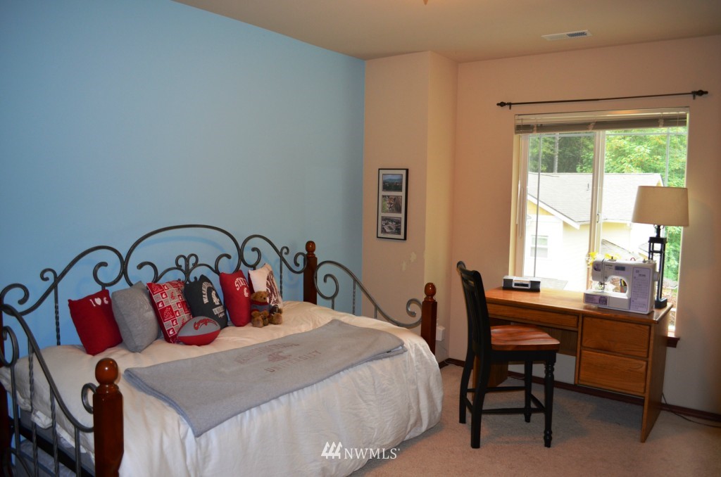 1060 215th Place Southeast Bothell, WA 98021 - Photo 15 of 25