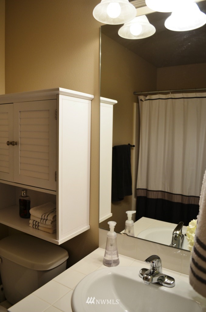 1060 215th Place Southeast Bothell, WA 98021 - Photo 16 of 25