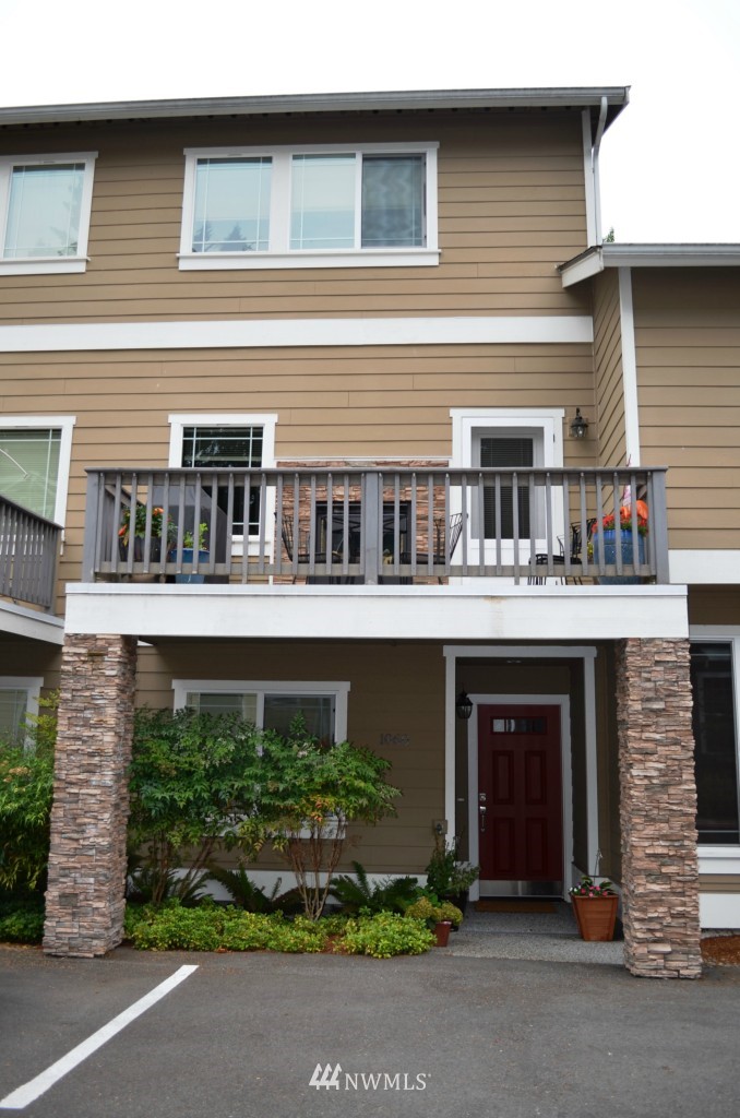 1060 215th Place Southeast Bothell, WA 98021 - Photo 3 of 25