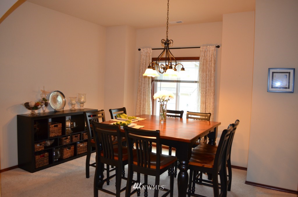 1060 215th Place Southeast Bothell, WA 98021 - Photo 8 of 25