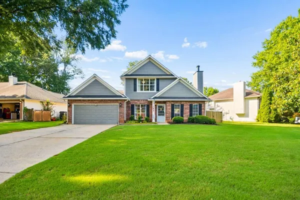 $585,000 | 10785 Willow Meadow Circle, Alpharetta, GA 30022