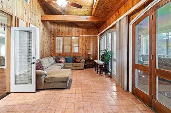 $3,300 | 632 Village Lane South, Mandeville, LA 70471