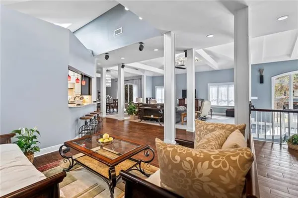 $3,300 | 632 Village Lane South, Mandeville, LA 70471