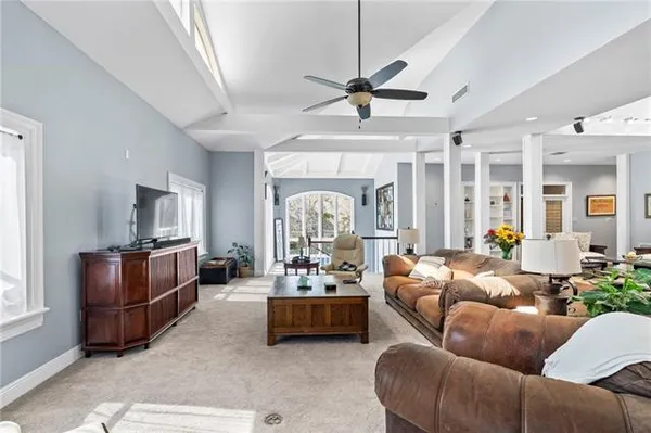 $3,300 | 632 Village Lane South, Mandeville, LA 70471