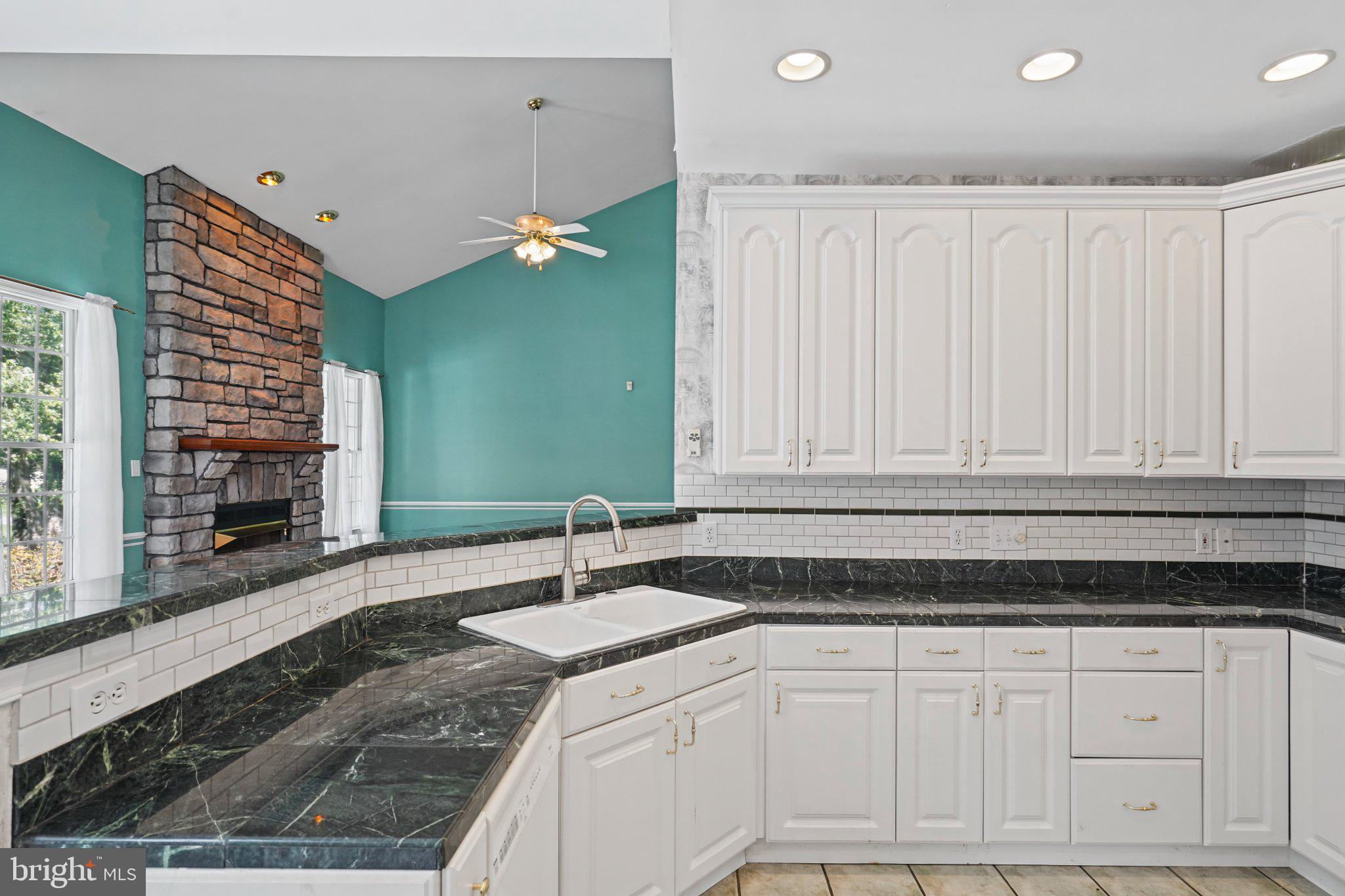 9713 Forge View Road Perry Hall, MD 21128 - Photo 25 of 72 Eat-in Kitchen