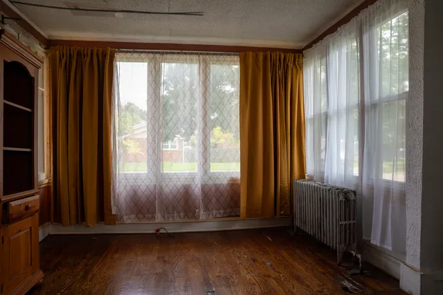 $215,000 | 400 South 7th Avenue, Maywood, IL 60153