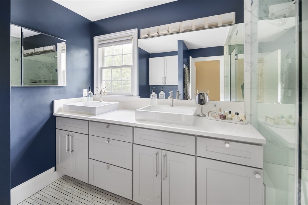 63 Ring Road Kingston, MA 02364 - Photo 8 of 42 Gallery Image 8