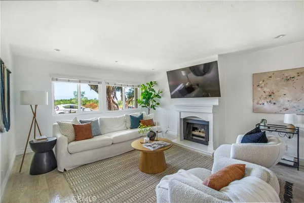 $4,900 | 19 Seabird Court, Unit 13, Newport Beach, CA 92663