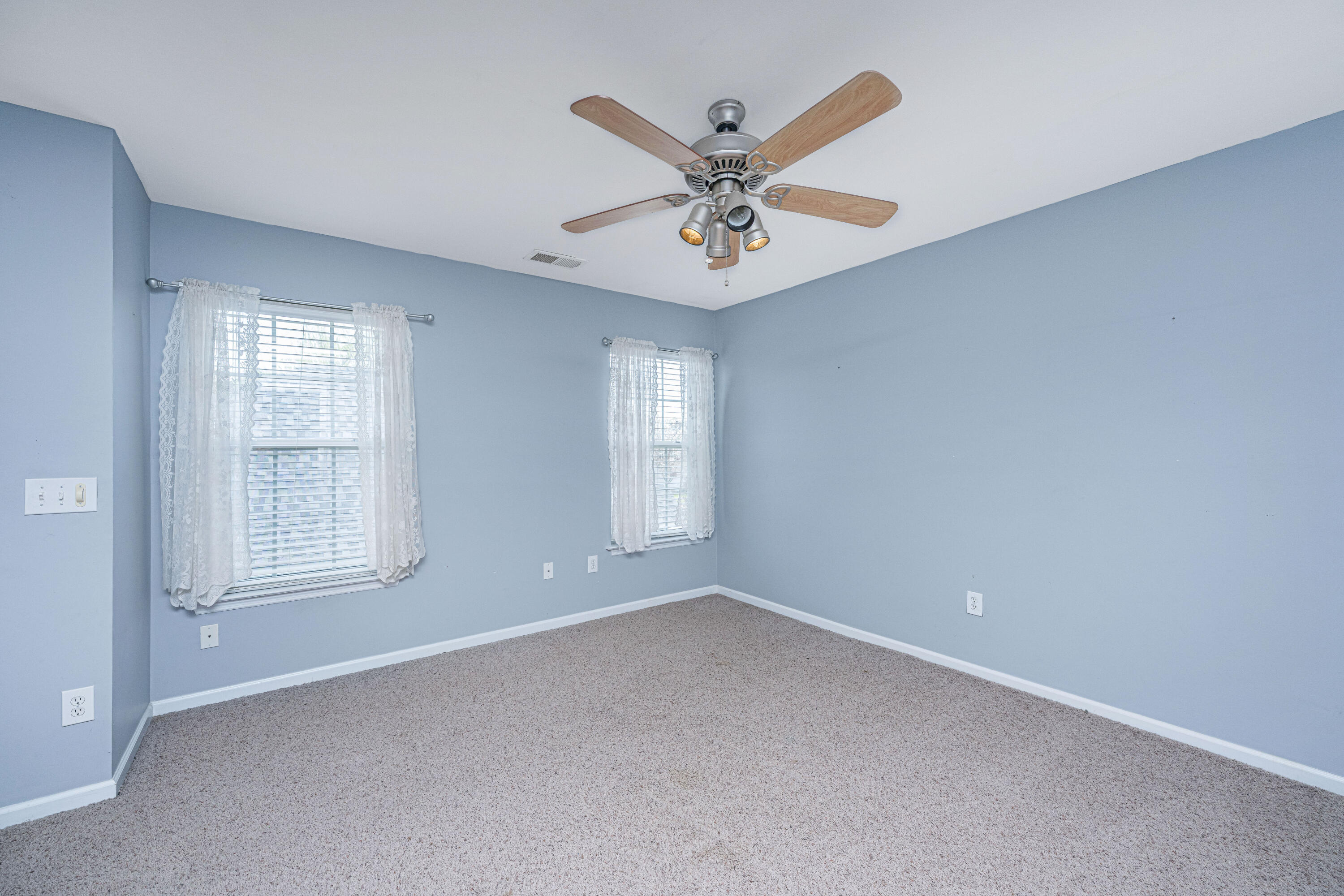101 Burr Oak Street Moncks Corner, SC 29461 - Photo 23 of 46 101BurrOakDr024